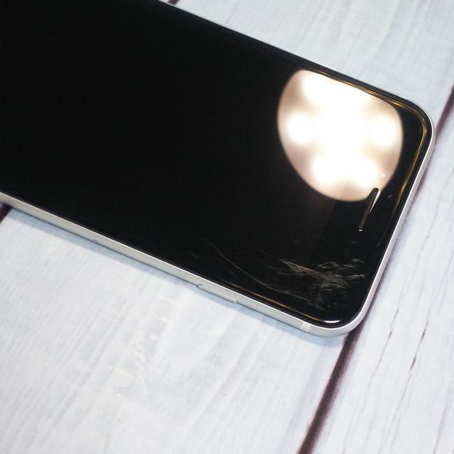 【送料無料】au iPhoneSE2 64GB ホワイト 本体 白ロム SIMロック解除済み SIMフリー B815054_2