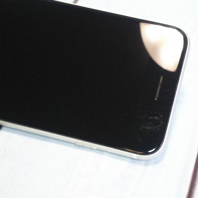 【送料無料】au iPhoneSE2 64GB ホワイト 本体 白ロム SIMロック解除済み SIMフリー B523251_2