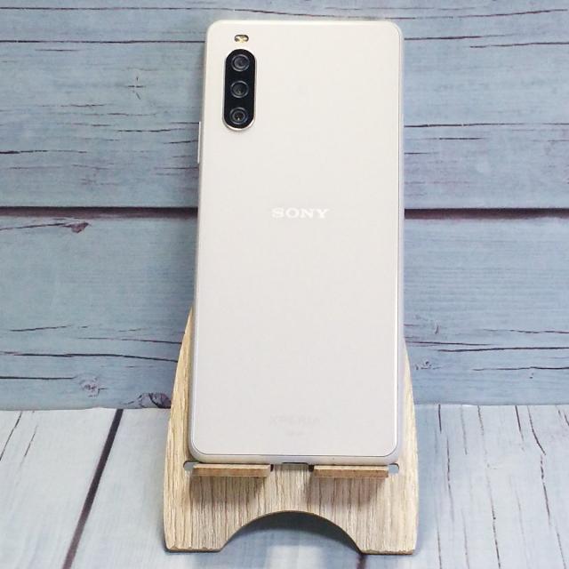 【送料無料】au Xperia 10 ？ SOG04 ホワイト SONY 本体 白ロム SIMロック解除済み SIMフリー B781225_1