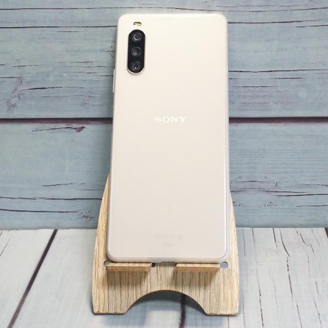 【美品・送料無料】au Xperia 10 ？ SOG04 ホワイト SONY 本体 白ロム SIMロック解除済み SIMフリー A636973_1