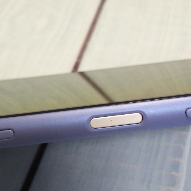 【美品・送料無料】au Xperia 10 ？ SOG04 ブルー SONY 本体 白ロム SIMロック解除済み SIMフリー A523924_3