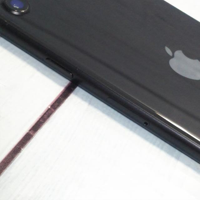 【送料無料】au iPhoneSE 第2世代 64GB ブラック 本体 白ロム SIMロック解除済み SIMフリー B137724_7