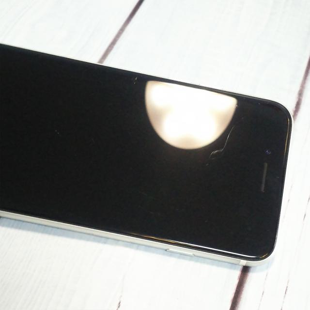 【送料無料】au iPhoneSE 第2世代 64GB ホワイト 本体 白ロム SIMロック解除済み SIMフリー B727470_2