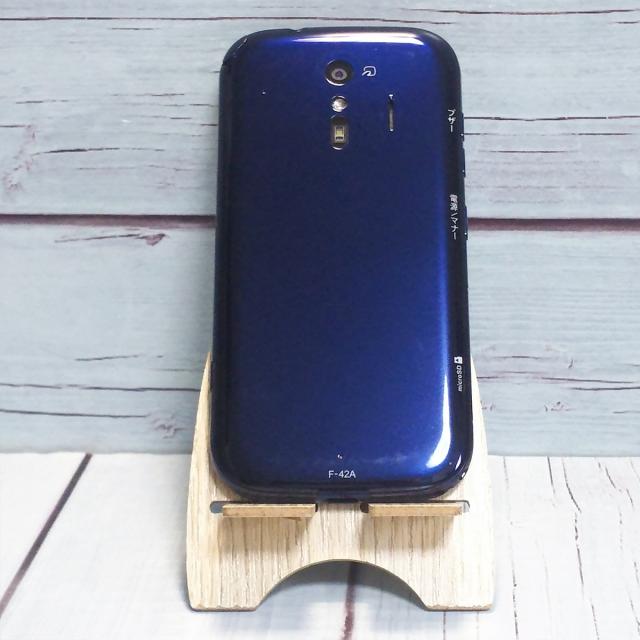 送料無料】docomo らくらくスマートフォン F-42A ネイビー 本体 送料無料】docomo らくらくスマートフォン F-42A ネイビー 本体