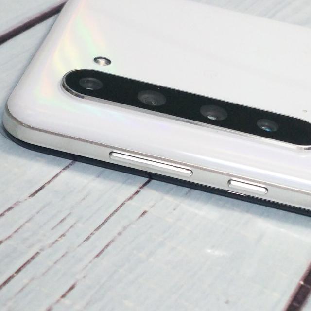 送料無料】AQUOS R docomo 5G SHARP SH-51A ホワイト [ジャンク] 本体