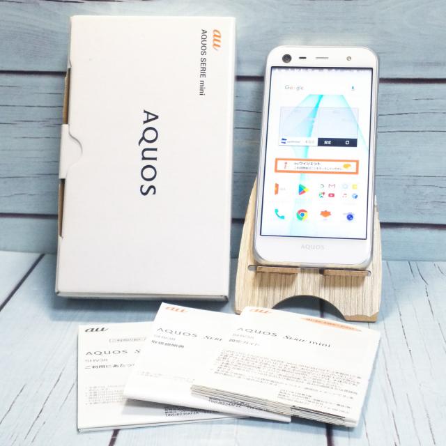 【ほぼ新品・送料無料】au AQUOS SERIE mini SHV38 ホワイト 本体 白ロム SIMロック解除済み SIMフリー S825308