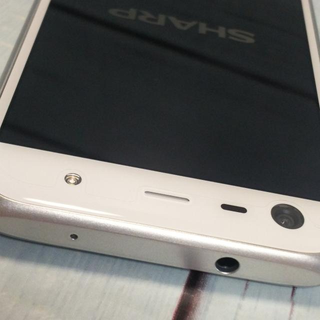【ほぼ新品・送料無料】au AQUOS SERIE mini SHV38 ホワイト 本体 白ロム SIMロック解除済み SIMフリー S825308_9