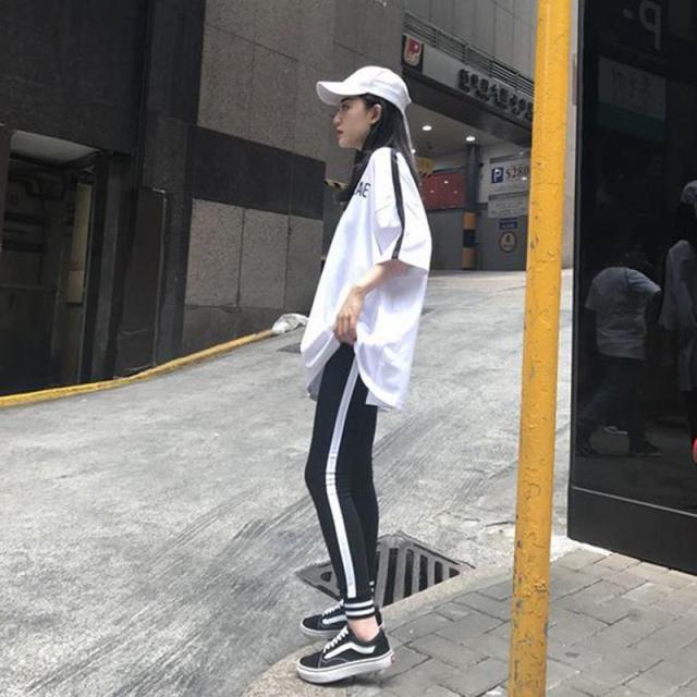 オシャレ着 レディース オーバーサイズ英文字トップス 韓国 大人 セットアップ セット服 インスタ映え パンツ ファッションの通販はau Pay マーケット Hhcストア