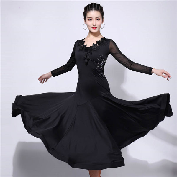 イベント衣装 ダンスウエア ワ ラテンダンス 練習着 ステージ衣装 競技用大きい裾 キャバドレス 練習着 チャチャ ワンピース 社交ダンスの通販はau Pay マーケット アタックチャンスストア