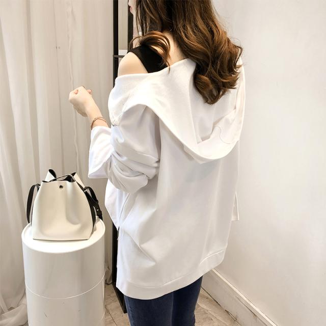 春新作 トップス パーカー 個性的 肩出し トレーナー シャツ レディース ジップ スウェット 無地 カットソー オフショル 長袖 レイヤードの通販はau Pay マーケット Manajily