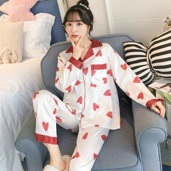 パイピング サテン サテンパジャマ レディース ルームウェア シャツパジャマ パイピング かわいい 誕生日 お祝いsy19の通販はau Wowma 東京 Com パイピング サテン サテンパジャマ レディース ルームウェア シャツパジャマ パイピング かわいい 誕生日 お祝いsy19の通販はau Wowma 東京 Com