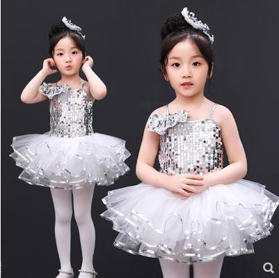 ステージ チュチュ舞台衣装 子供用 スパンコール 可愛い ワンピース キラキラダンス衣装 キッズ ガールズ スカート トップス ステ の通販はau Pay マーケット Hhcストア