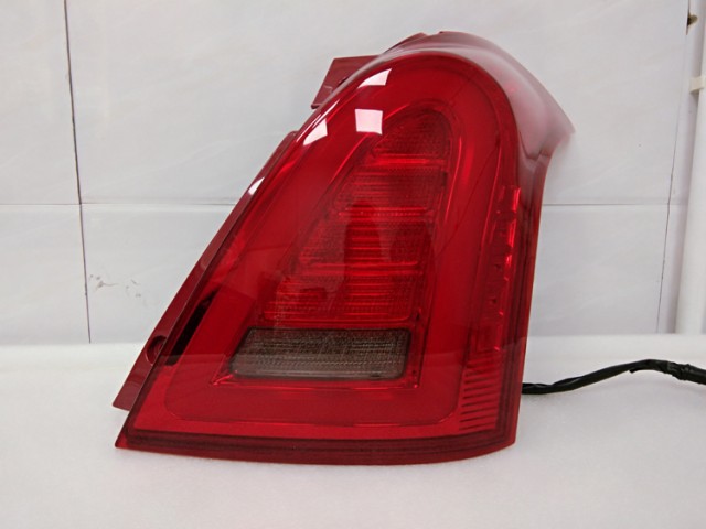 ZC31S SWIFT スイフト スポーツ LED テールライト テールランプ スズキ M16A '04-'10 AOKEDING製 レッド
