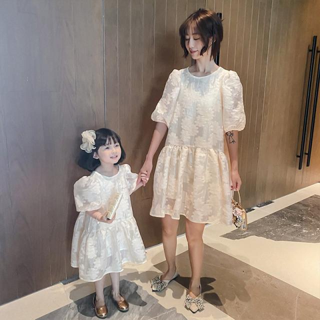 レデ 娘とペアルック ママ ワンピース 親子服 フローラル キッズ ママとお揃い 親子ペア 親子お揃い 半袖 バブルスリーブ 娘さん 女の子の通販はau Pay マーケット アタックチャンスストア
