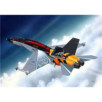 【中古品】ドイツレベル 1/144 F/A-18C ホーネット 04001 プラモデル(中古品)