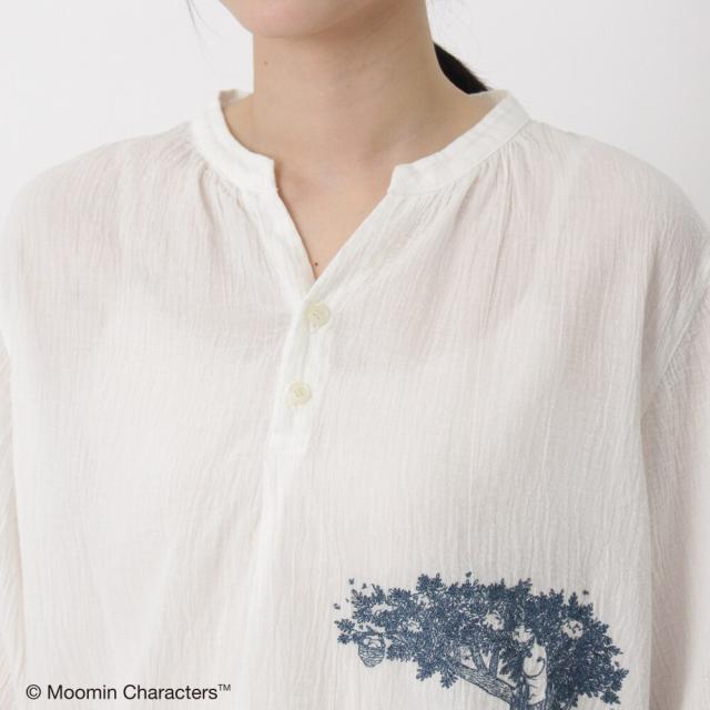 スーパーハッカ（SUPER HAKKA）/コットンボイルワッシャー『ムーミン谷の夏まつり』刺繍スキッパーブラウス