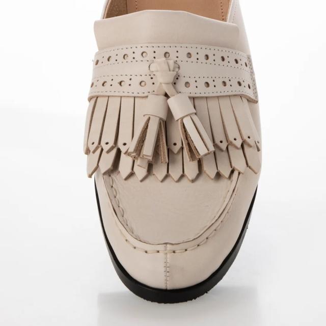 【9/10まで】 SAYA タッセルミュール アイボリー size 24.5 9/10まで】 SAYA タッセルミュール アイボリー size 24.5