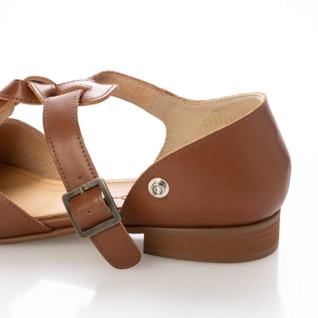 サヤ（SAYA）/24春夏新作本革Tストラップセパレートシューズの通販はau