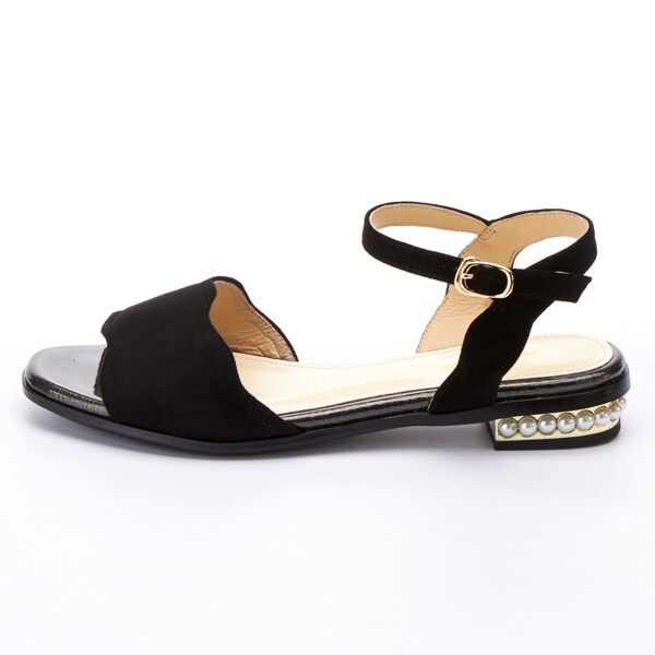 モードカオリ(MODE KAORI)/サンダル(低めヒール/フラワーカット/アンクルストラップ)の通販は モードカオリ(MODE KAORI)/サンダル(低めヒール/フラワーカット/アンクルストラップ)の通販は