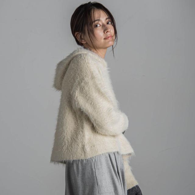 メイソングレイ（MAYSON GREY）/フェザーフーディニットプルオーバー≪手洗い可能≫の通販は 6,545円