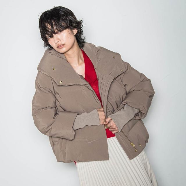 メイソングレイ（MAYSON GREY）/袖口リブシームレスダウンジャケット