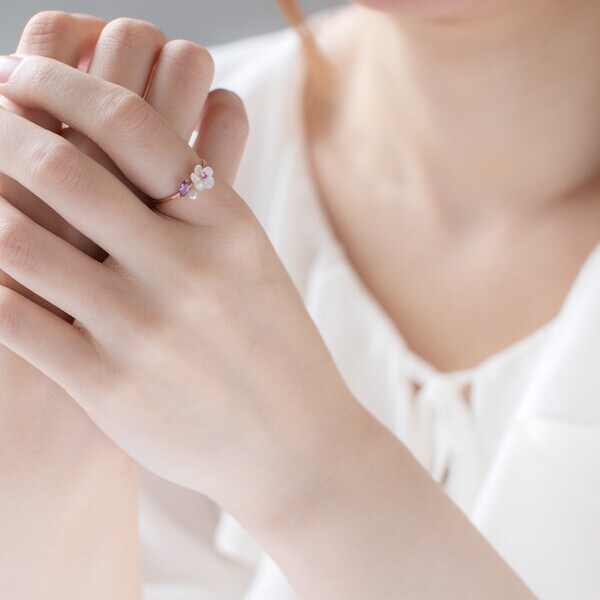 ブルーム（BLOOM）/9月誕生花 K10 ピンクゴールド ナデシコ リング