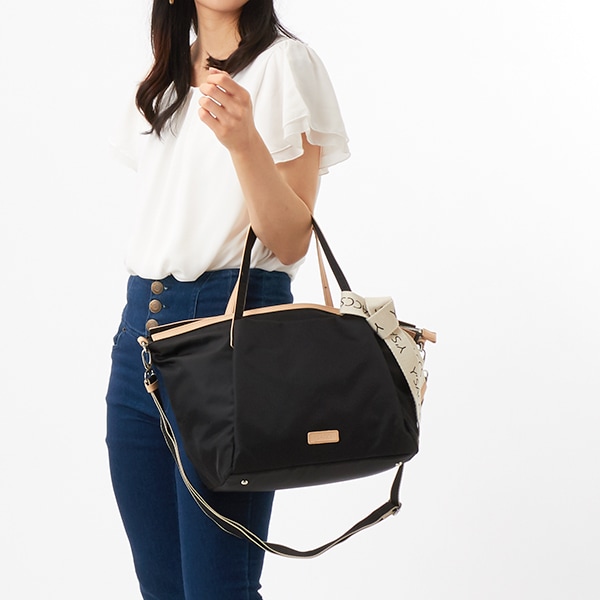 イザック/【LIMONTAナイロン】あおりポケット2wayビッグトートの通販は