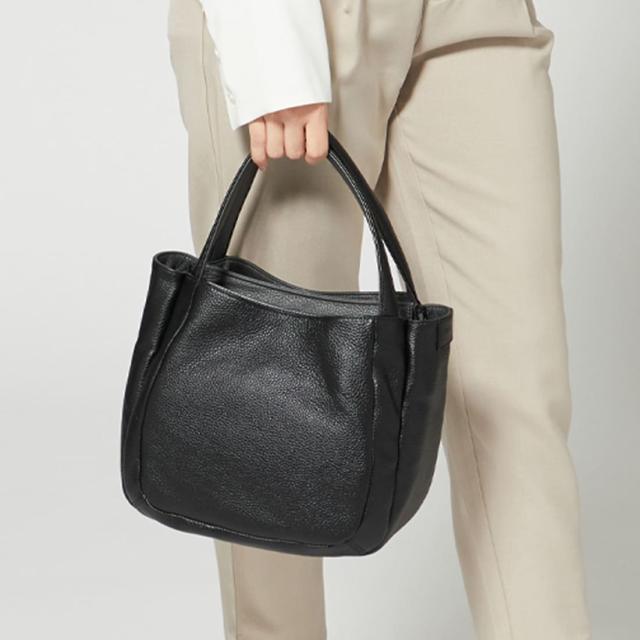 イザック（Y’saccs）/シュリンクレザートート Sサイズ