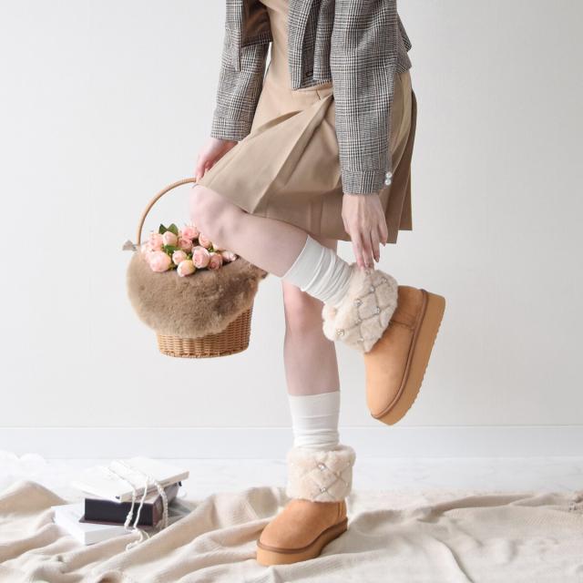 ブリジット バーキン（Bridget Birkin）/Bridget Birkin◆2cmヒール◆キルティングスタッズムートンブーツの通販は