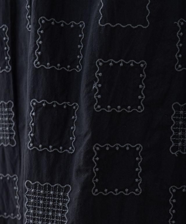 サブ ストリート/【大きいサイズ】 9号・15号(M・3L) スクエア刺繍