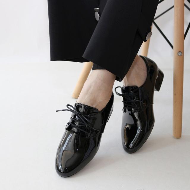 フィン（Fin）/【25秋冬新作】レースアップシューズ【低反発スポンジ入り】