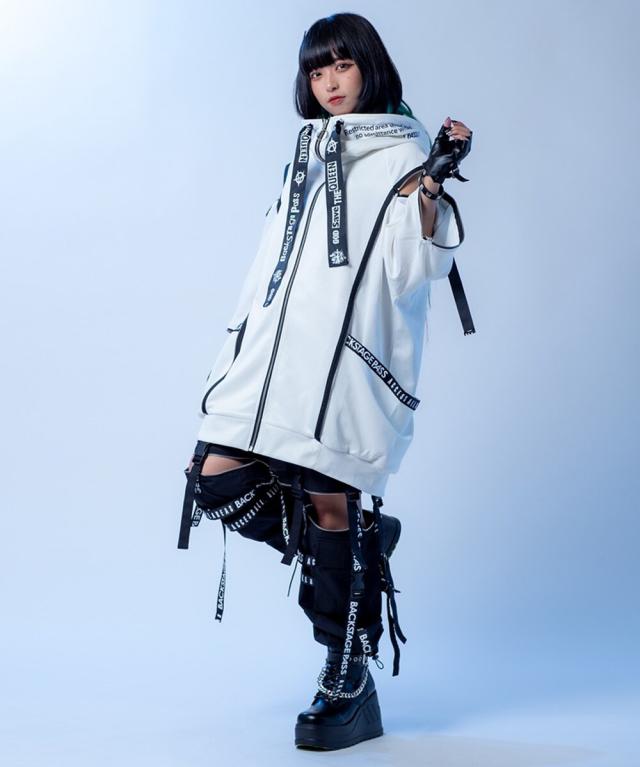 バックステージパス（backstagepass）/PARACHUTE−PARKA(パラシュート