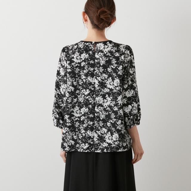 ラ・クープ（LACOUPE）/オリジナル花柄ギャザーブラウス ラ・クープ（LACOUPE）/オリジナル花柄ギャザーブラウスの通販はau PAY