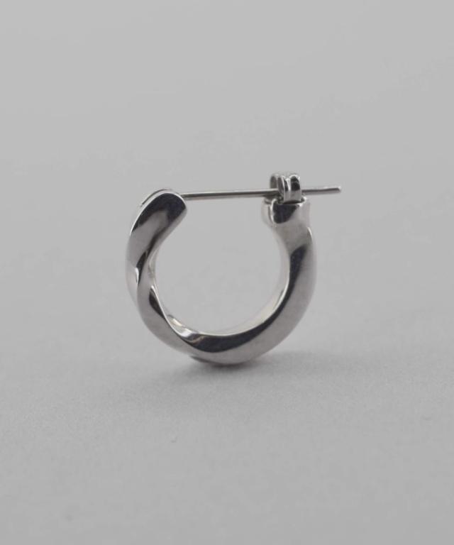 新品付属品完備　ライオンハート クロッシングピアス プレイングツイスト 925 ライオンハート（LION HEART）/LH for Gift クロッシングピアス