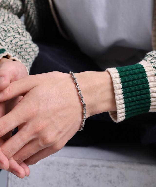 HOWL”タテガミスクロールバングル/シルバー925 ライオンハート（LION