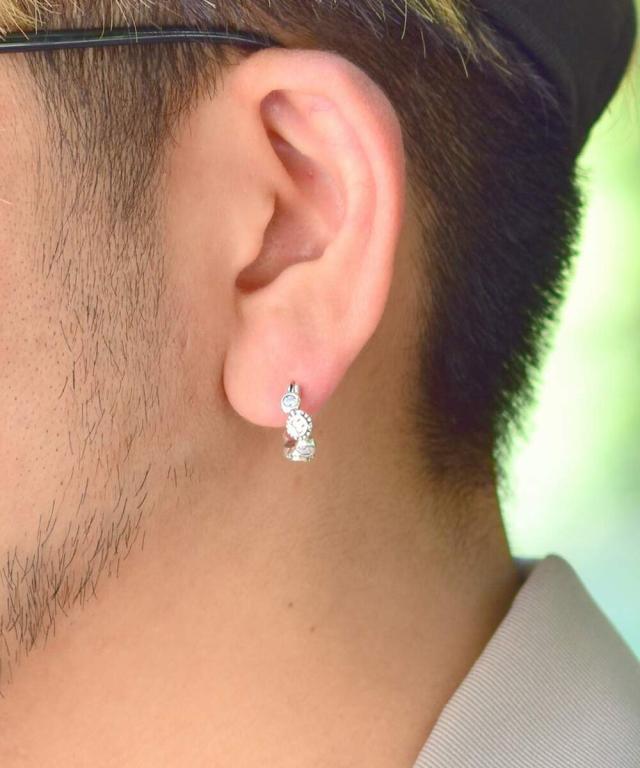 ライオンハート（LION HEART）/LH T．H．R LEO シャープフープピアス/クリアジルコニア/左耳用/シルバー925の通販は 9,636円