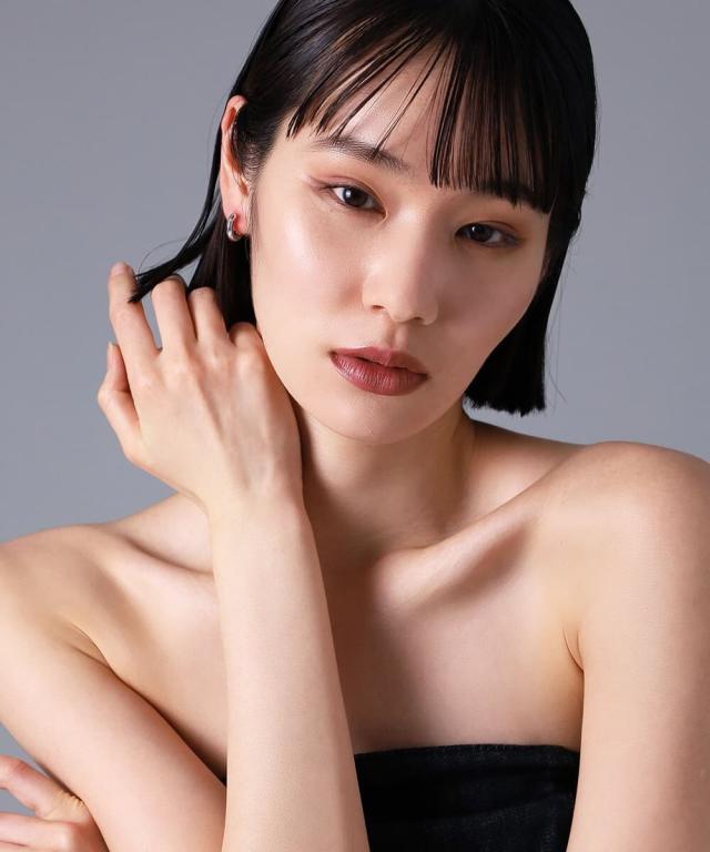 ライオンハート（LION HEART）/LH for Gift クロッシングピアス/サイドストーン/シルバー925