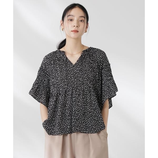 ナノユニバース（NANO universe）/ランダムドットプリーツブラウス