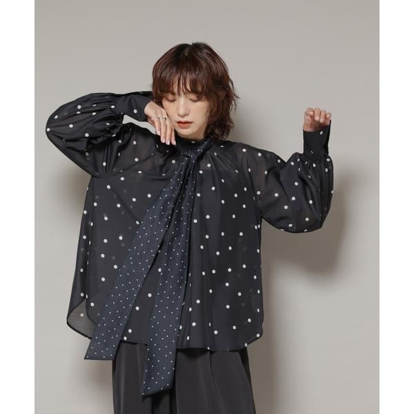 ナノユニバース（NANO universe）/ランダムドットボータイ付きブラウス