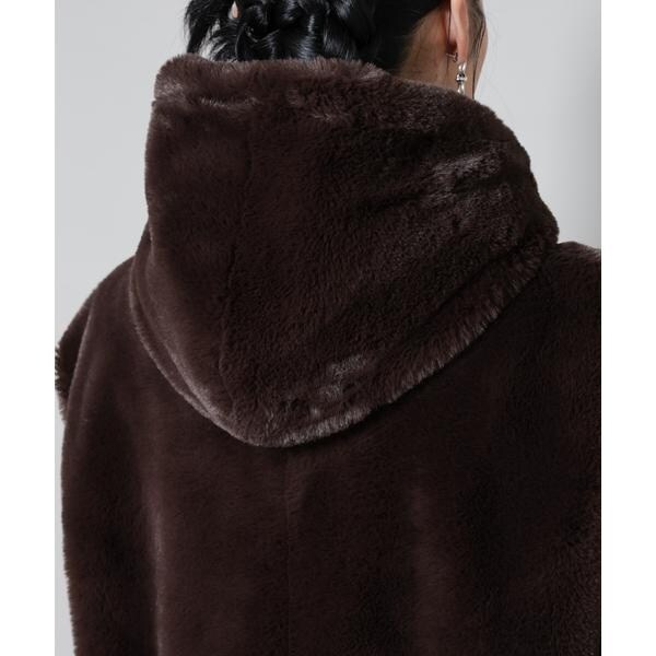 ナノ・ユニバース　フェイクファーフードベスト　今期品タグ付き新品 フェイクファー フードベスト