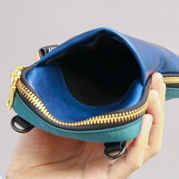 アジリティー アッファ/スマホショルダーバッグの通販は