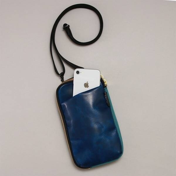 アジリティー アッファ/スマホショルダーバッグの通販は