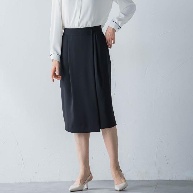 【ショール代わりにも◎】CHANEL スカーフ CCロゴ 黒 白 25P ショール代わりにも◎】CHANEL スカーフ CCロゴ 黒 白 25P