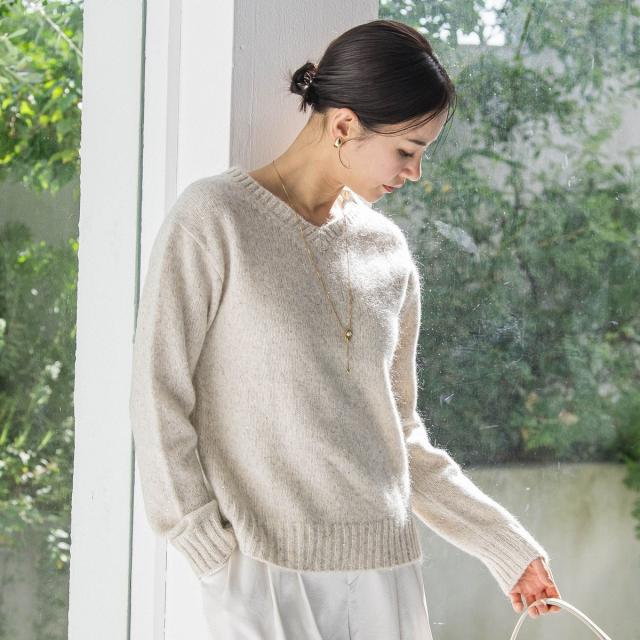 ロートレアモン（LAUTREAMONT）/スパンコールラメVネックニット≪洗える≫