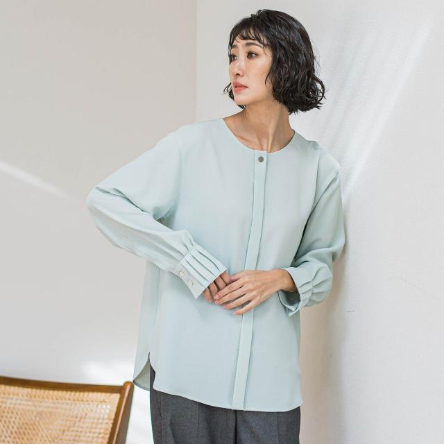 ラエフ（la．f．．．）/メランジツイルノーカラーブラウス