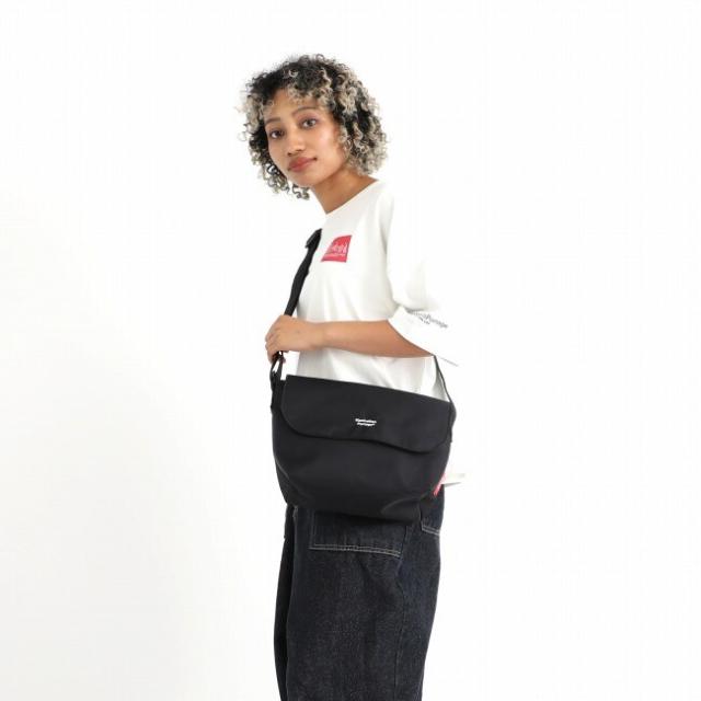 マンハッタンポーテージ（Manhattan Portage）/Casual Messenger Slim Flight Nylon BPD Magnet