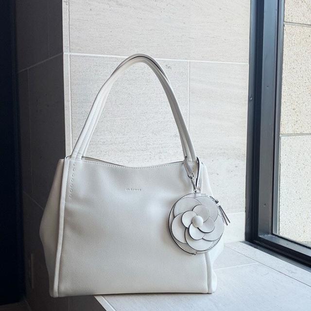 クレイサス（CLATHAS）/デュランス トートバッグ オフホワイトの通販は