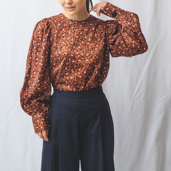 ナラカミーチェ（NARACAMICIE）/ハートパターンバックボタンブラウス ナラカミーチェ（NARACAMICIE）/ハートパターンバックボタンブラウスの