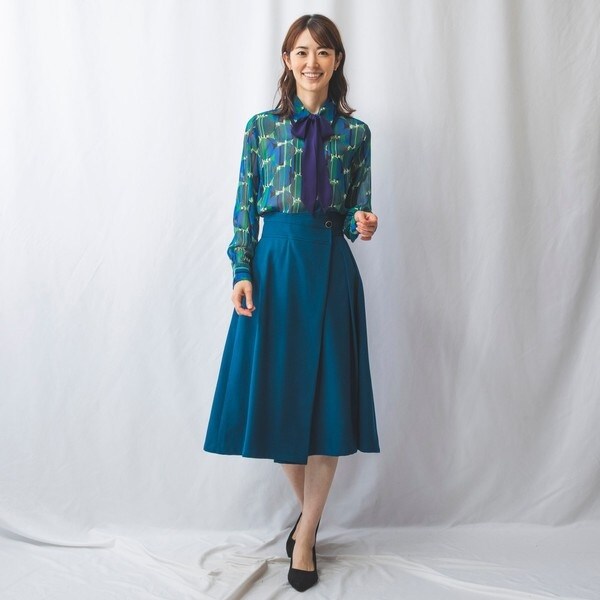 【極美品24200円】ナラカミーチェ♦️女子アナ✨アラベスク柄ボウタイプルオーバ NARACAMICIE｜ナラカミーチェ（レディース）の通販 - ZOZOTOWN