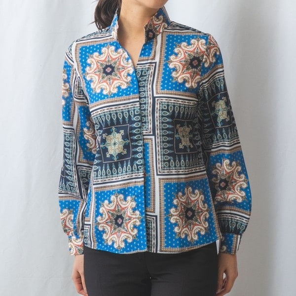 ナラカミーチェ（NARACAMICIE）/【NARACAMICIE】スカーフ風プリントスタンドカラーブラウス